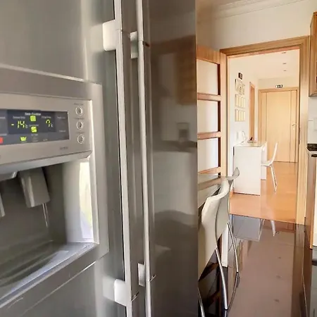 Vebella Abegoaria * Caniço